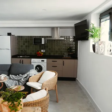 Marchena De Olivos Apartment *